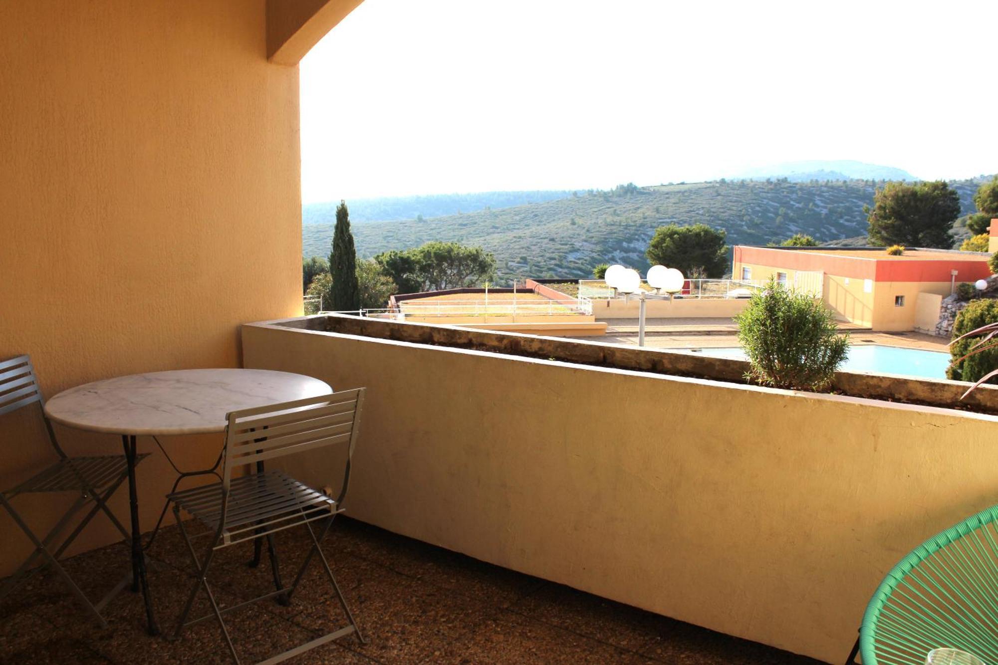 Les Terrasses De Cassis Apartment Exterior photo