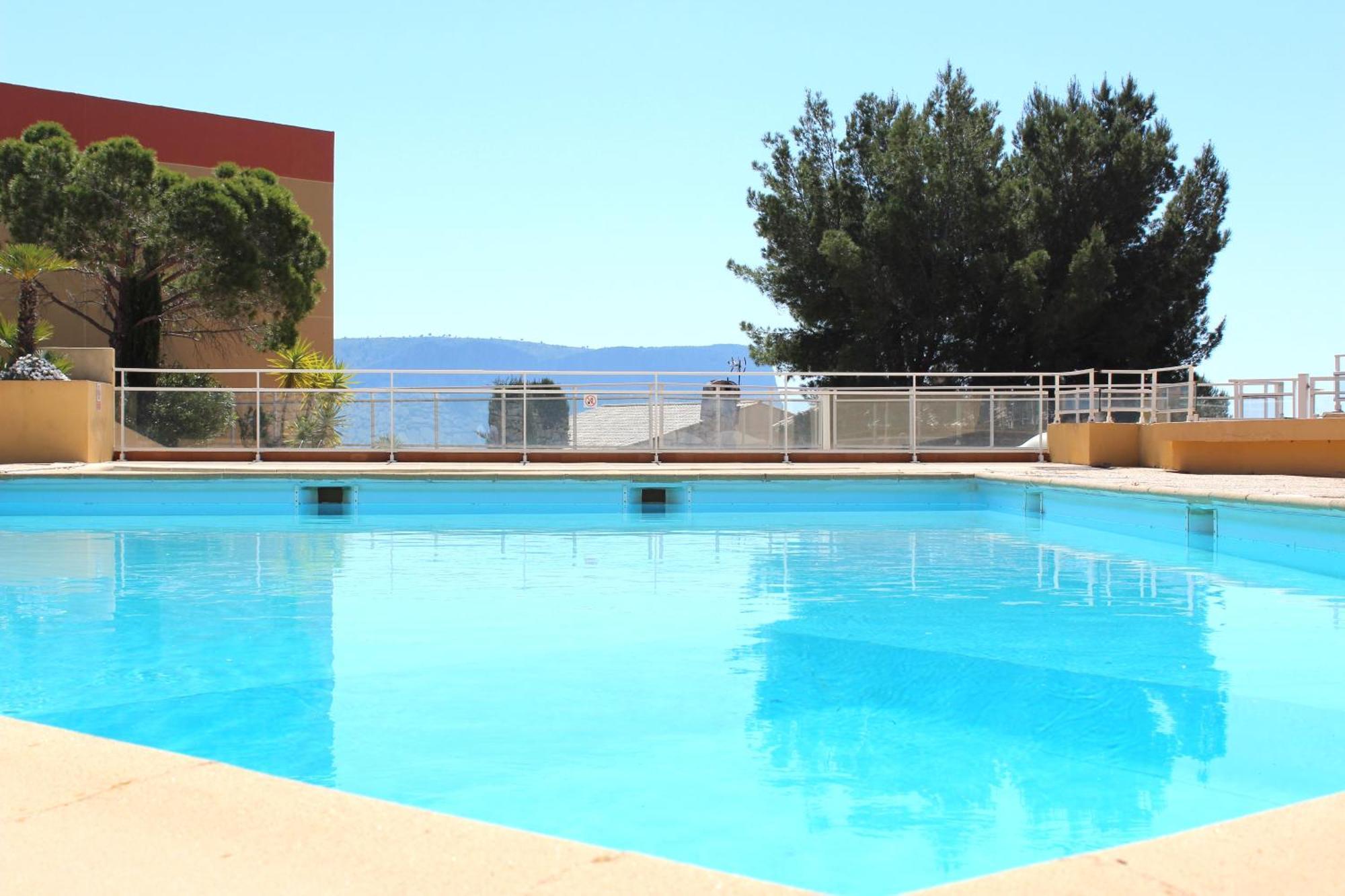 Les Terrasses De Cassis Apartment Exterior photo